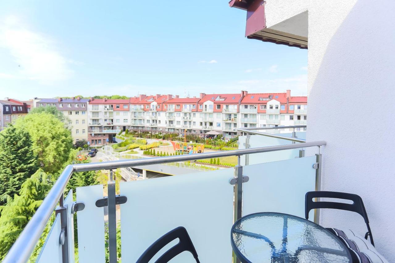 Apartamenty Swinoujscie - Kwartal Rozy Wiatrow II エクステリア 写真