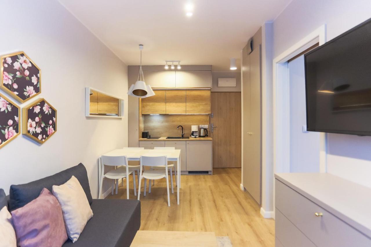 Apartamenty Swinoujscie - Kwartal Rozy Wiatrow II エクステリア 写真